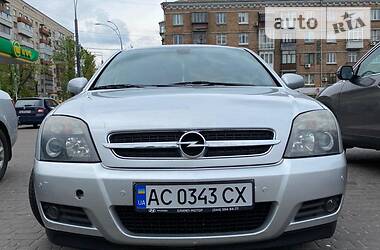 Лифтбек Opel Vectra 2004 в Киеве