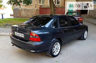 Седан Opel Vectra 1997 в Виннице