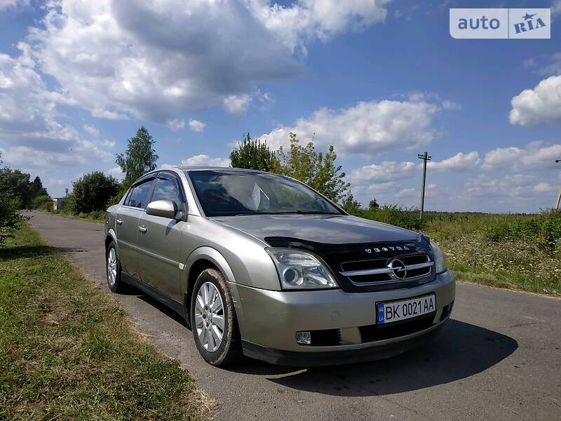 Седан Opel Vectra 2004 в Рівному