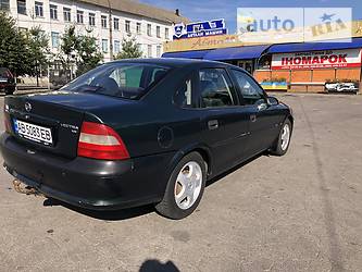 Седан Opel Vectra 1998 в Виннице