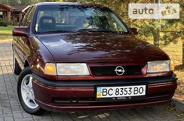 Хэтчбек Opel Vectra 1995 в Дрогобыче