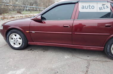 Седан Opel Vectra 1999 в Херсоне