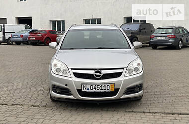 Универсал Opel Vectra 2006 в Староконстантинове