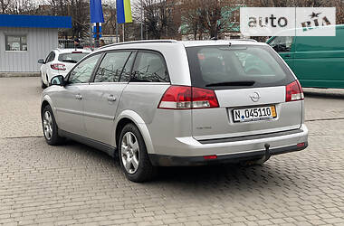 Универсал Opel Vectra 2006 в Староконстантинове