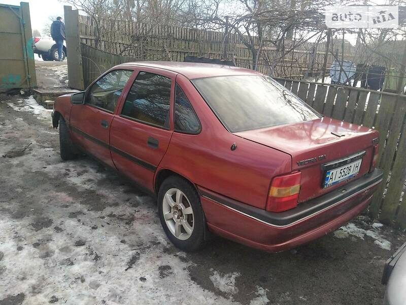 Седан Opel Vectra 1992 в Буче