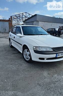 Седан Opel Vectra 1999 в Каневе