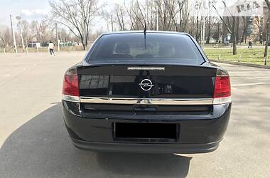 Седан Opel Vectra 2005 в Киеве