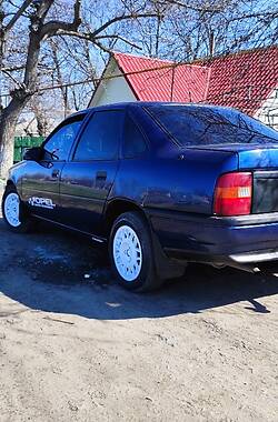 Седан Opel Vectra 1992 в Подільську