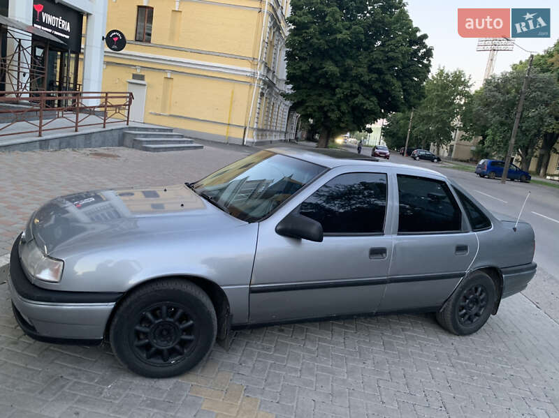Седан Opel Vectra 1994 в Полтаві