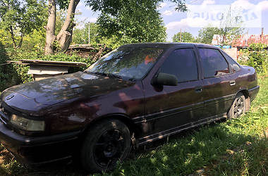 Седан Opel Vectra 1990 в Тячеве