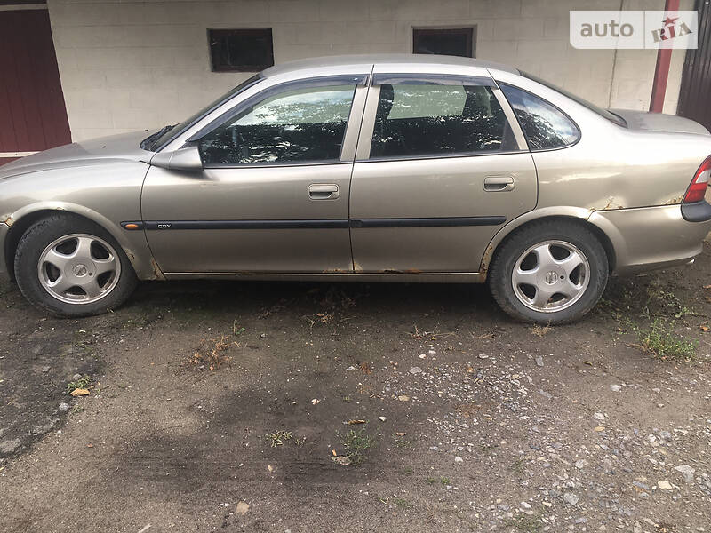 Седан Opel Vectra 1997 в Ланівці