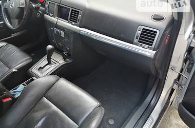 Хетчбек Opel Vectra 2007 в 