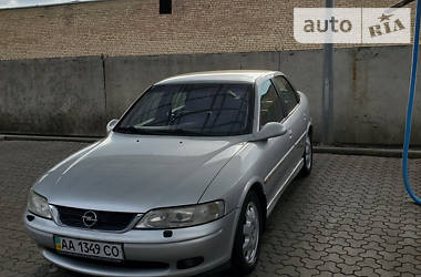 Седан Opel Vectra 2000 в Киеве