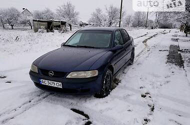 Седан Opel Vectra 1999 в Костополе