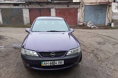 Седан Opel Vectra 1997 в Запорожье