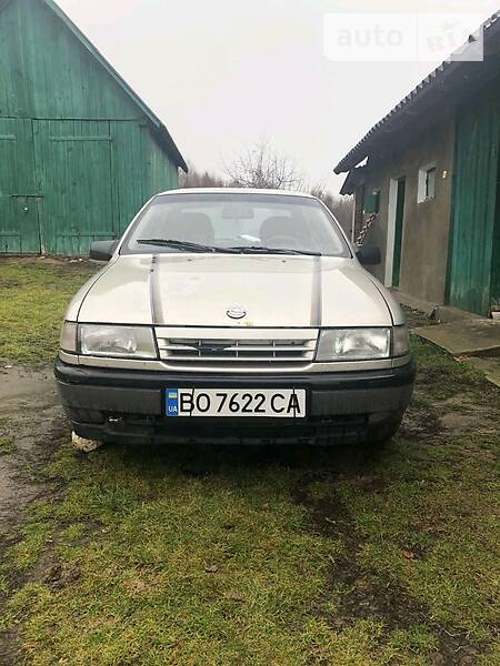 Седан Opel Vectra 1992 в Тернополі