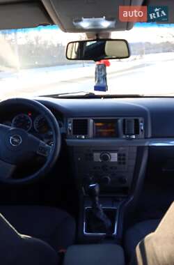 Универсал Opel Vectra 2006 в Близнюках