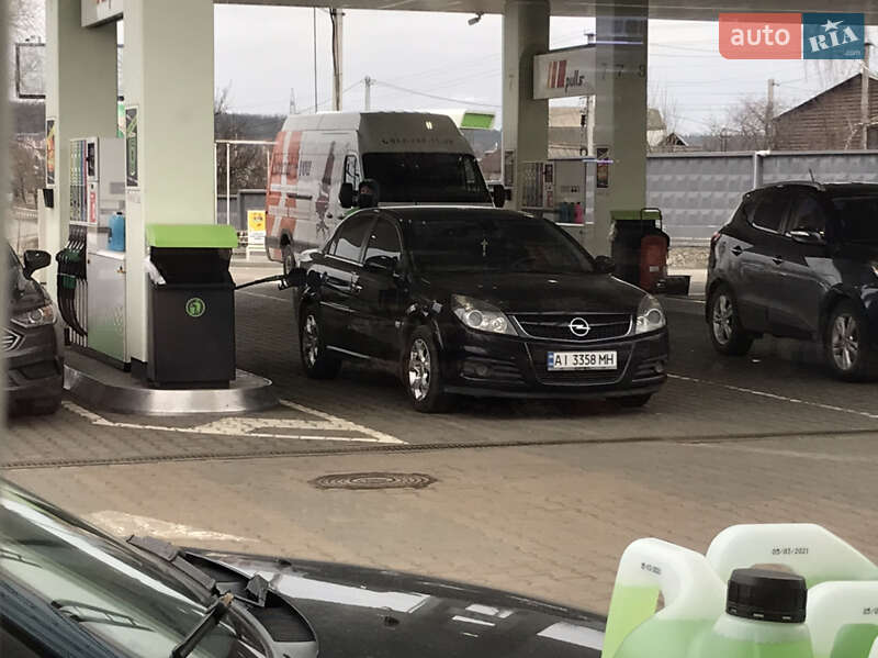 Седан Opel Vectra 2008 в Петропавловской Борщаговке