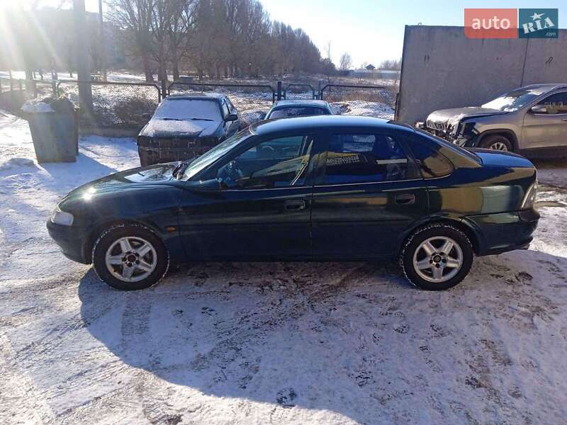 Седан Opel Vectra 1997 в Каменском