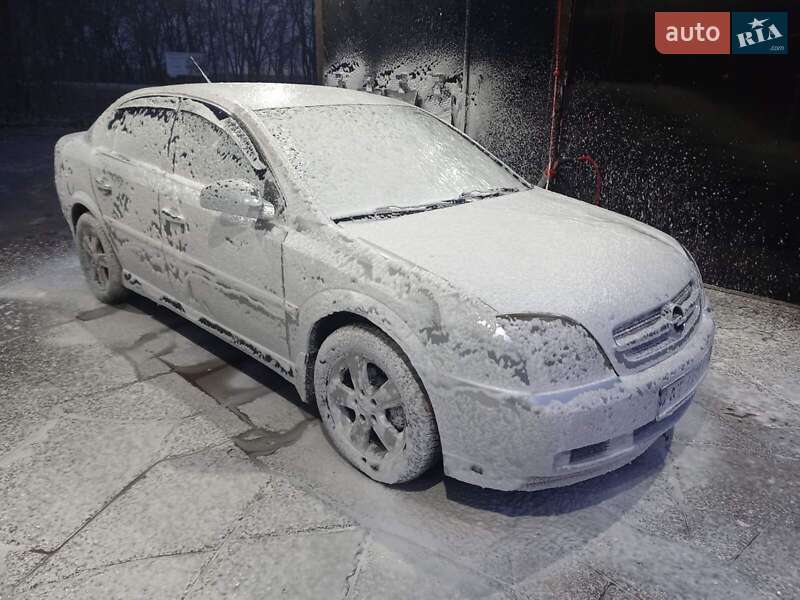 Седан Opel Vectra 2004 в Теребовле