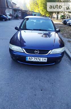 Лифтбек Opel Vectra 1999 в Запорожье
