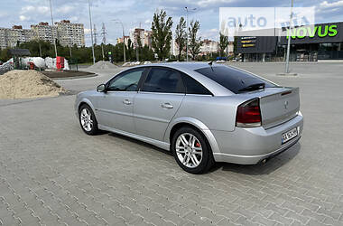 Лифтбек Opel Vectra 2003 в Киеве