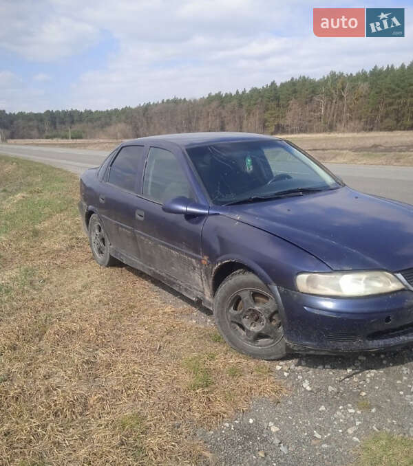 Седан Opel Vectra 1999 в Луцке