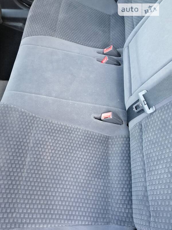 Седан Opel Vectra 2003 в Києві