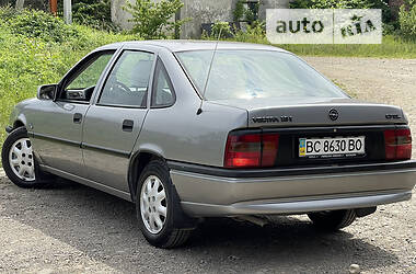Седан Opel Vectra 1995 в Стрые