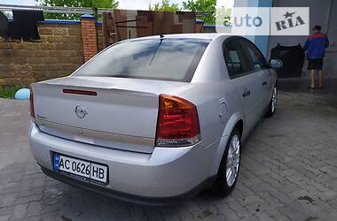 Седан Opel Vectra 2003 в Владимир-Волынском