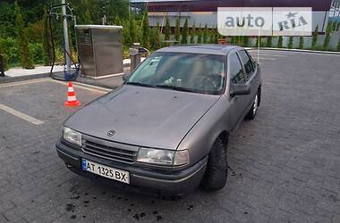 Седан Opel Vectra 1991 в Надворной