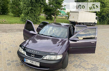 Седан Opel Vectra 1996 в Львове