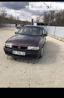 Седан Opel Vectra 1993 в Бориславе