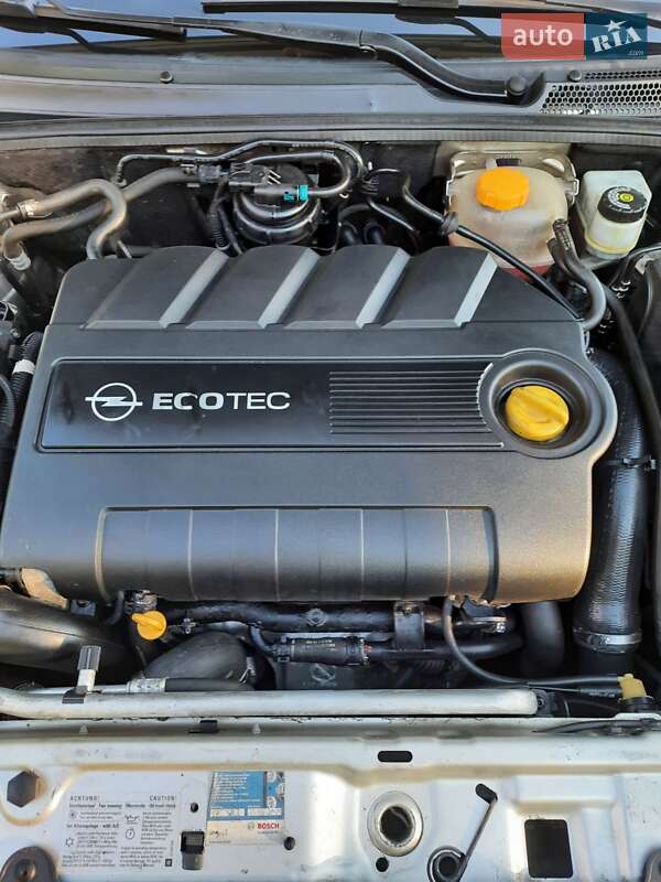 Универсал Opel Vectra 2007 в Костополе