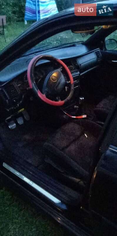Лифтбек Opel Vectra 1999 в Броварах