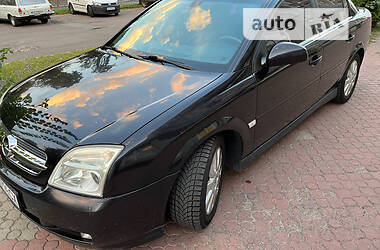 Седан Opel Vectra 2004 в Чернигове