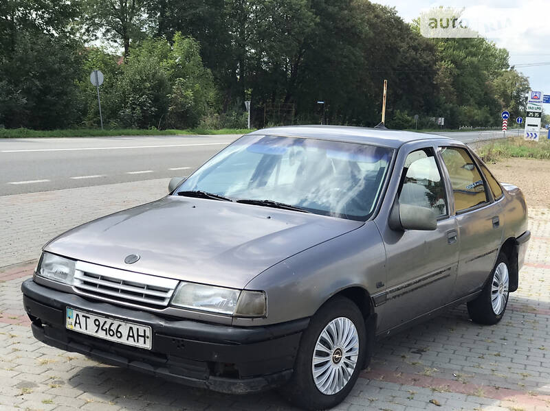 Седан Opel Vectra 1990 в 