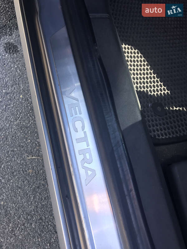 Хэтчбек Opel Vectra 2008 в Полтаве фото 2 Хэтчбек Opel Vectra 2008 в Полтаве