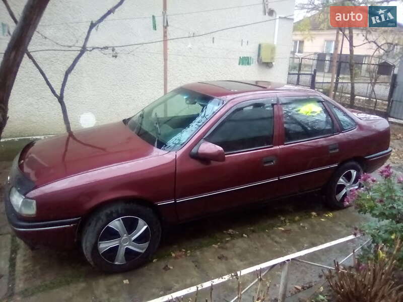 Седан Opel Vectra 1990 в Виноградове