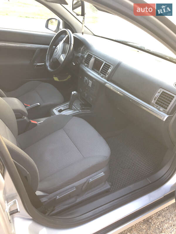 Ліфтбек Opel Vectra 2006 в Одесі