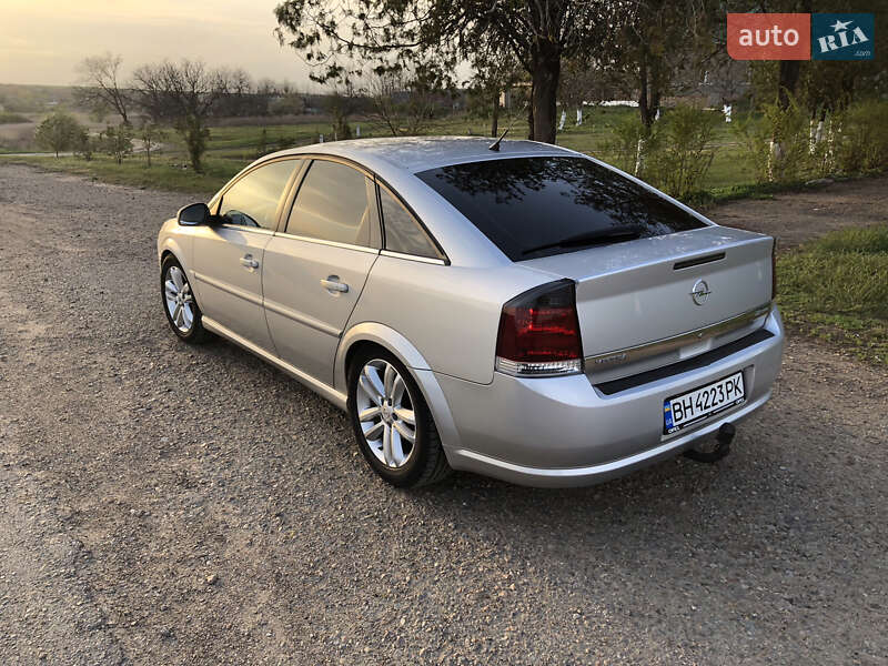 Ліфтбек Opel Vectra 2006 в Одесі