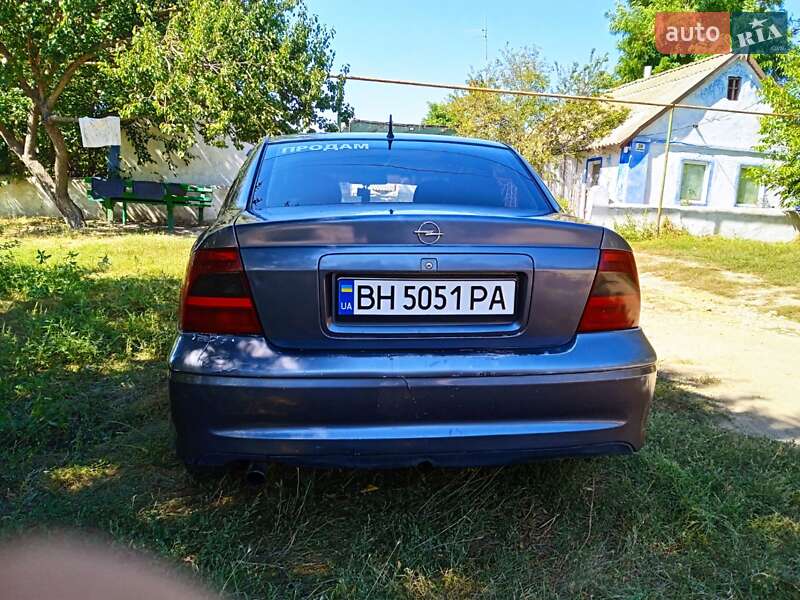 Седан Opel Vectra 2000 в Березовке