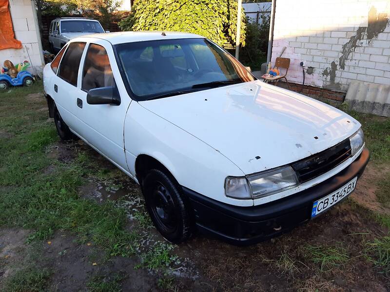 Лифтбек Opel Vectra 1990 в Чернигове