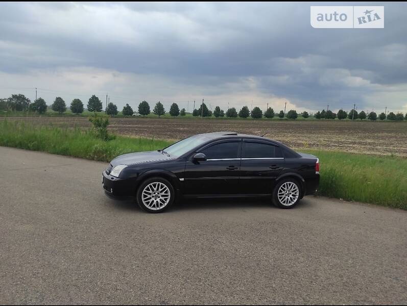 Седан Opel Vectra 2004 в Одесі