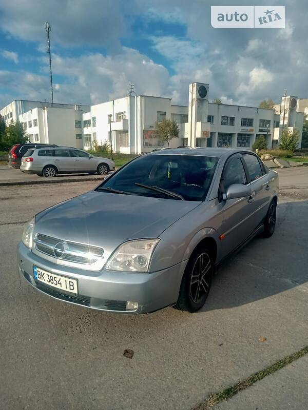 Седан Opel Vectra 2003 в Вараше