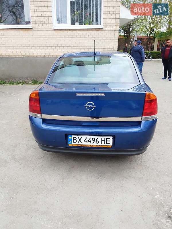 Седан Opel Vectra 2002 в Новой Ушице