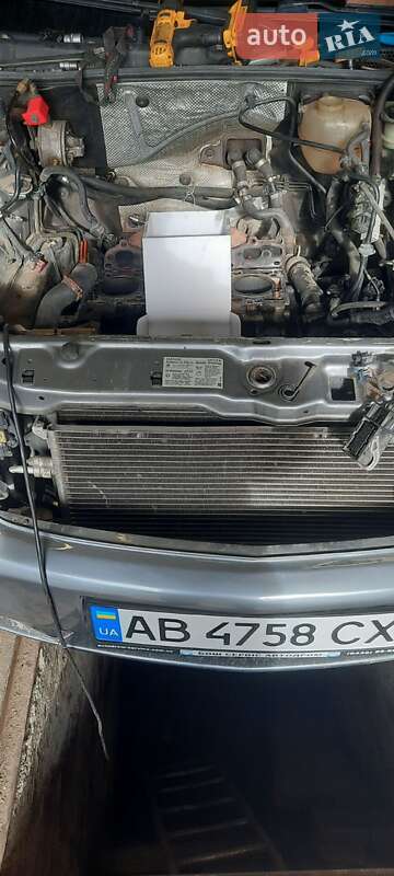 Седан Opel Vectra 2004 в Вінниці