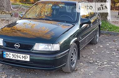 Седан Opel Vectra 1995 в Львове