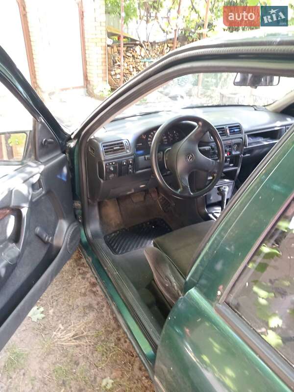Седан Opel Vectra 1994 в Ирпене фото 5 Седан Opel Vectra 1994 в Ирпене
