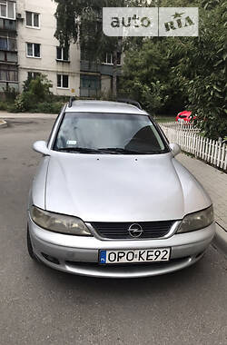 Универсал Opel Vectra 2001 в Чернигове